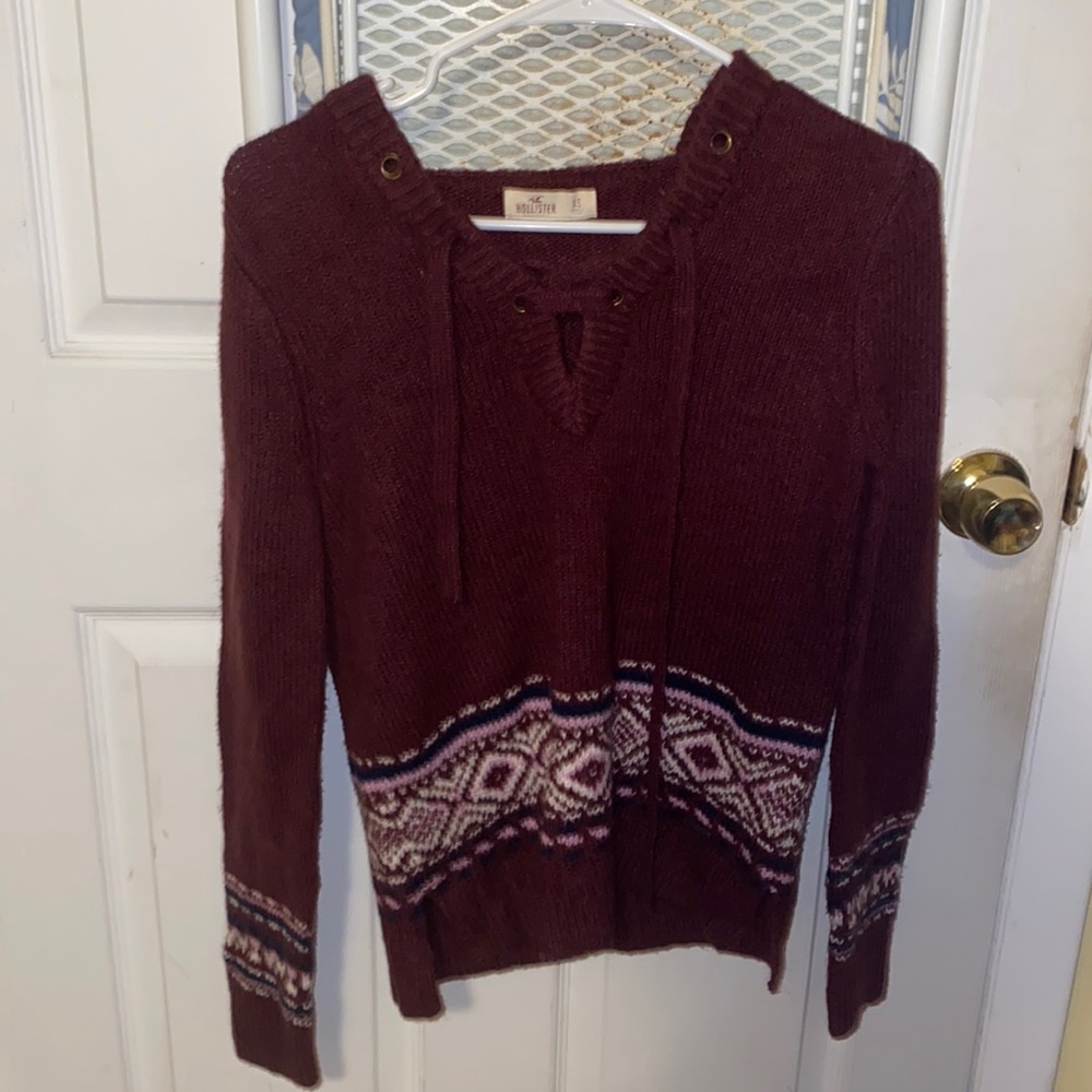 XS Maroon Hollister Hooded Sweater